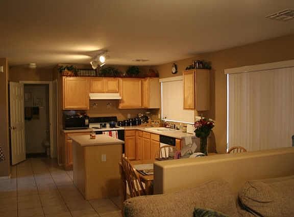 3rd image of 8636 N FARGO Drive