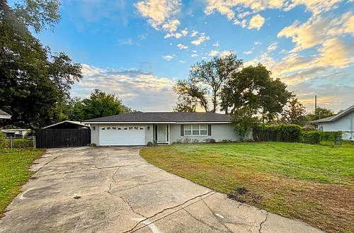 116 Holmes Pl Photo 1