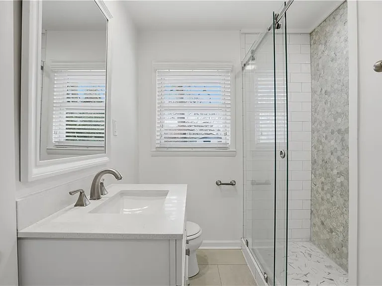 2467 Elmwood Cir SE — Photo 29