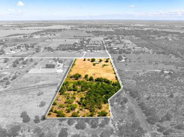 444 WILD COYOTE TRL LOT 10B, Marion, TX 78124