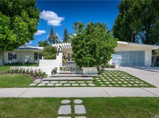 4401 Azalia Dr, Tarzana, CA 91356