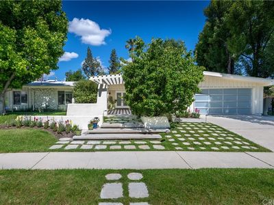4401 Azalia Dr, Tarzana, CA, 91356