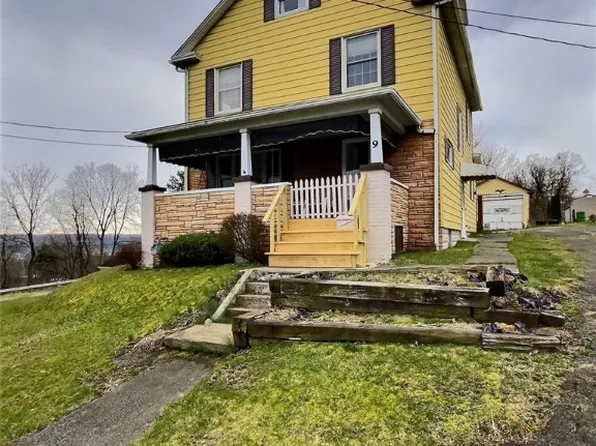 9 Spring St, New Castle, PA 16101