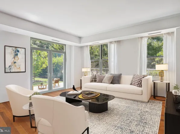 2425 L St NW APT 241, Washington, DC 20037