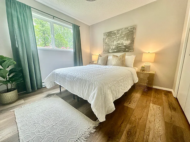 SW 114th Ave — Photo 8