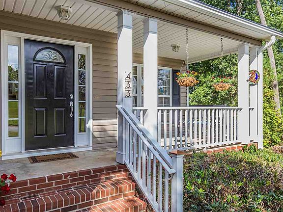 2nd image of 433 Ashley Oaks Dr
