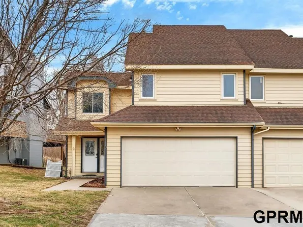 1113 Grenoble Dr, Bellevue, NE 68123
