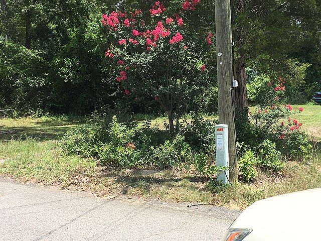 1st image of 1512 C And South Dr