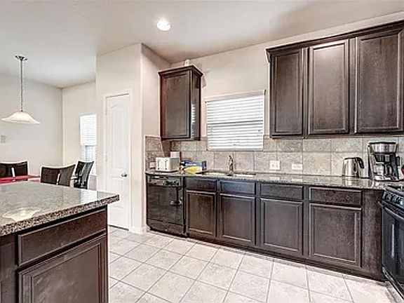4th image of 14290 Empanada Dr