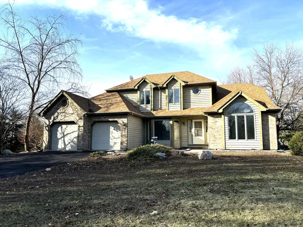 10 Hillview Ct, Yorkville, IL 60560