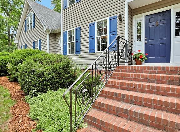 3rd image of 3166 Huguenot Pointe Dr