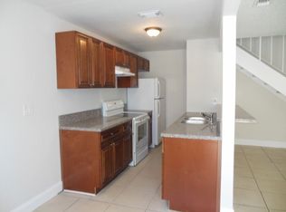 803 W Tiffany Dr APT 2, Mangonia Park, FL 33407