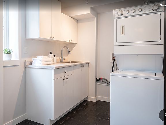 5th image of 7951 Thormanby Cres #1