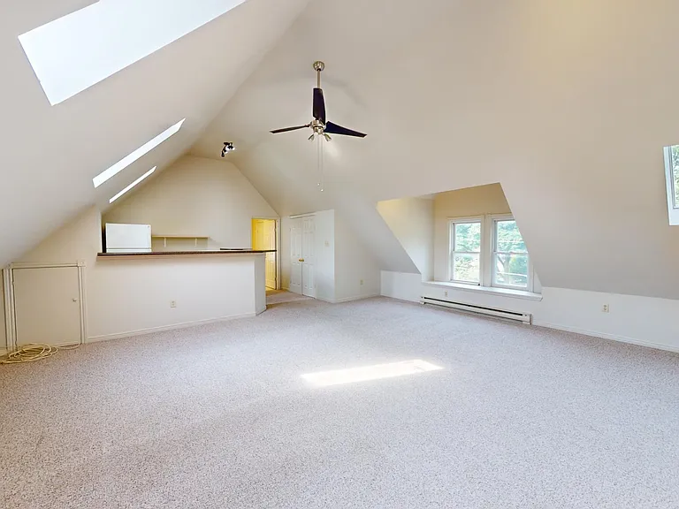 355 Piccadilly St #3 — Photo 5