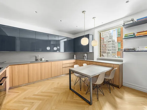 515 Park Avenue image 5 of 14