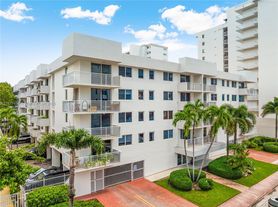 1665 Bay Rd