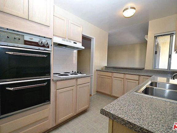 5th image of 5651 Sumner Way Unit 312