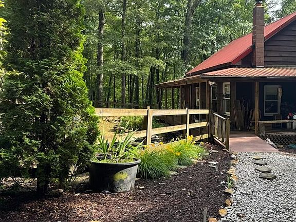 2nd image of 360 Joe Barnett Rd