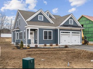 221 Sage Ln, Portsmouth, NH 03801