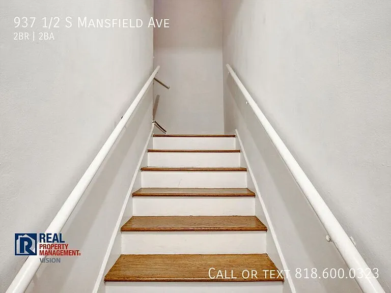 937 1/2 S Mansfield Ave — Photo 19