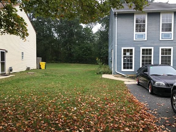 2nd image of 1338 Paris Ct