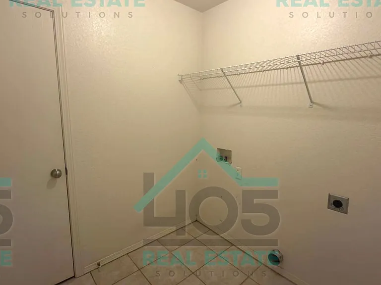 10345 Aberdeen Dr — Photo 16