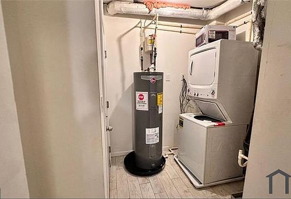 5th image of 2808 Pomeroy Rd SE #4