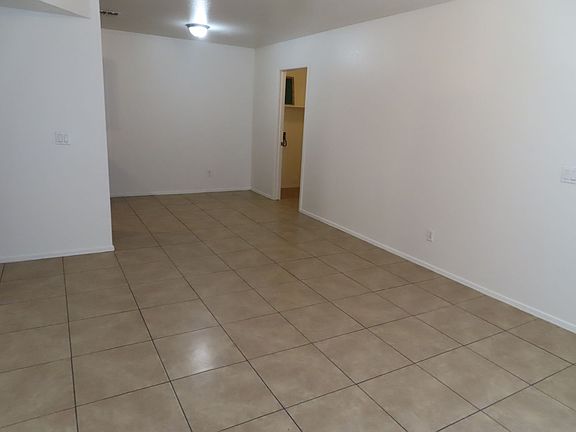 2nd image of 815 E 4th Pl APT A