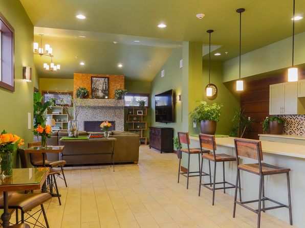 35703 16th Ave S APT M207