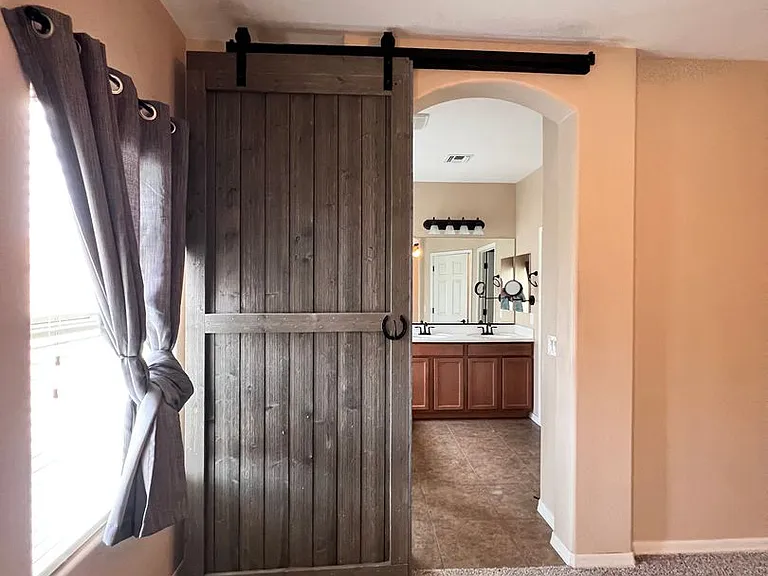 1418 W Crape Rd — Photo 23