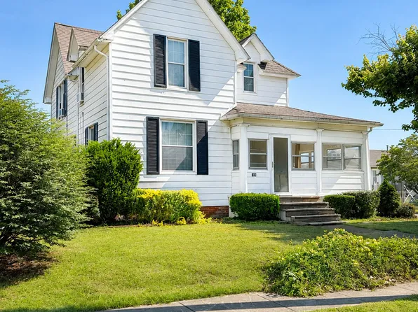 200 W McHaney St, Harrisburg, IL 62946