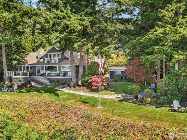 130 Pleasant Lane, Camano Island, WA 98282