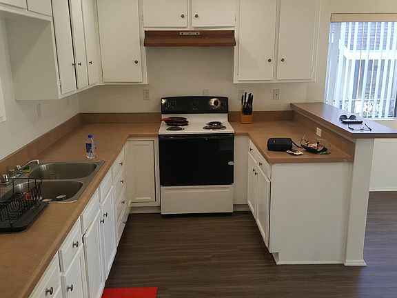 2nd image of 4515 E 14th St