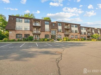 209 Green Hollow Dr, Iselin, NJ, 08830