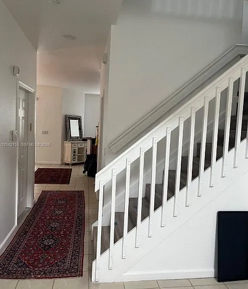 5347 SW 40th Ave — Photo 10