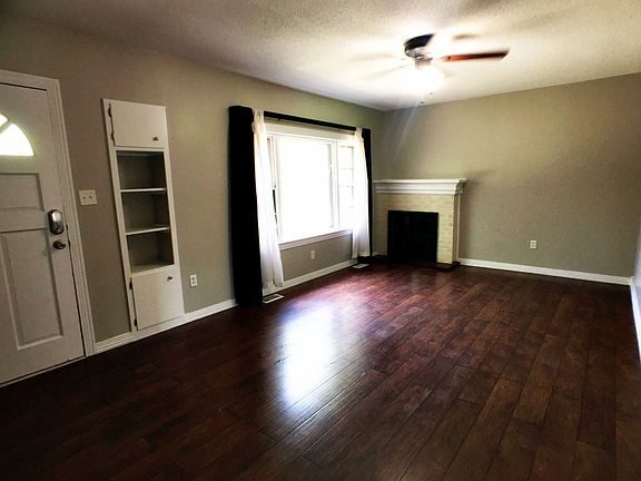 3rd image of 318 W 19th St