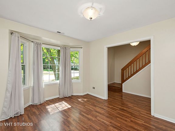 5th image of 436 Newbury Dr #436