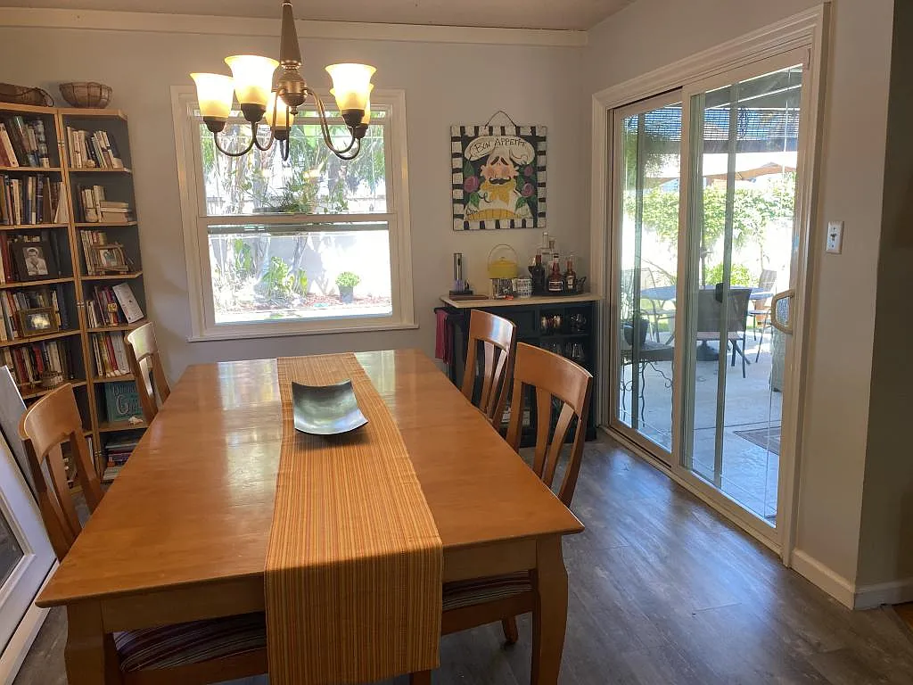 3 bed, 1356 sqft, $1,800 — Photo 4