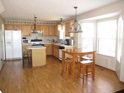 5th image of 7284 Candlestone Dr