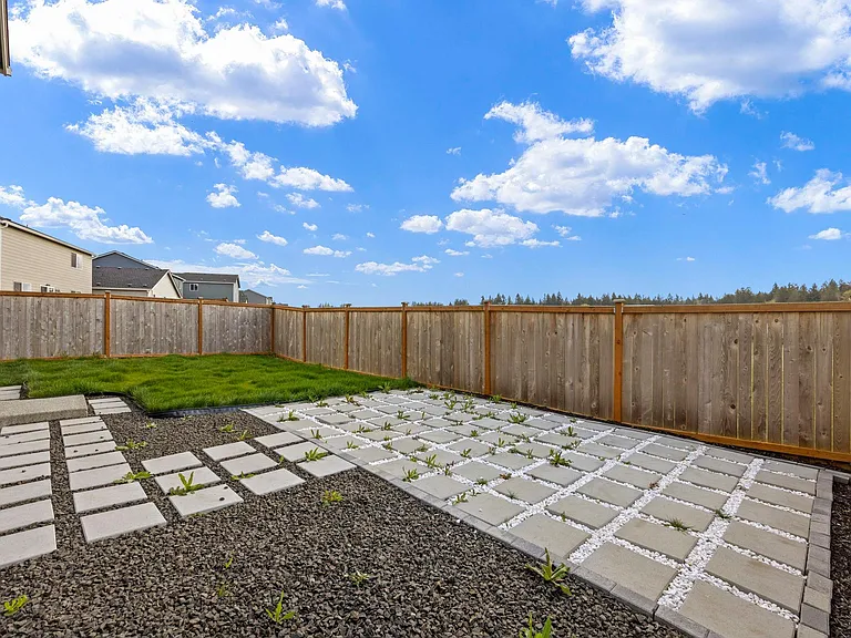 9214 Candytuft Dr SE — Photo 40