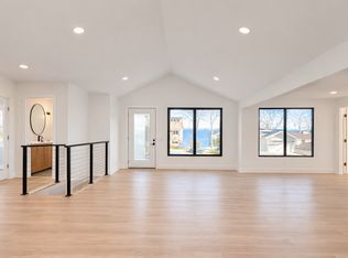 3101 Shadyside Dr, Stoughton, WI 53589