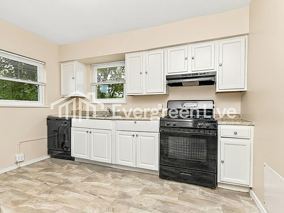 3rd image of 2246 Langdon Farm Rd