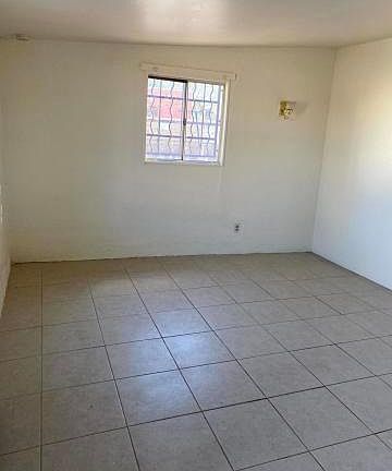 3rd image of 337 W 35th St Unit B