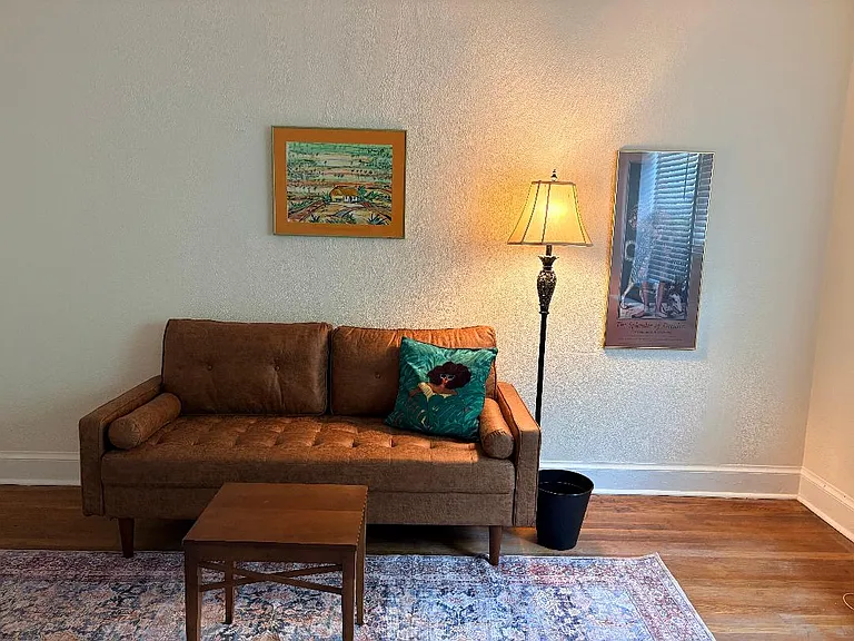 1645 V St SE #1 — Photo 1