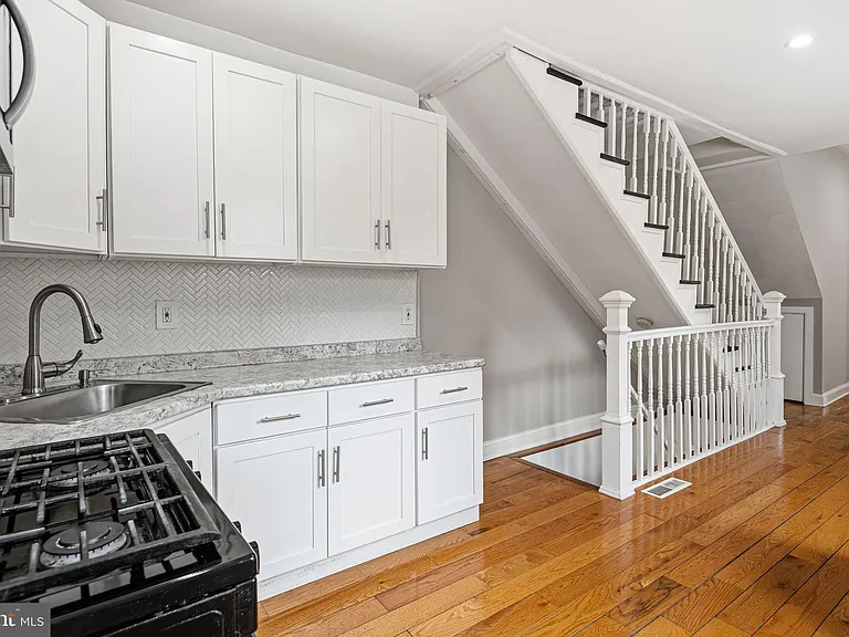 1940 N Marshall St #1 — Photo 7