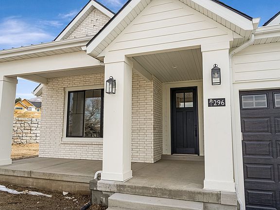 2nd image of 296 E 2050 S #2