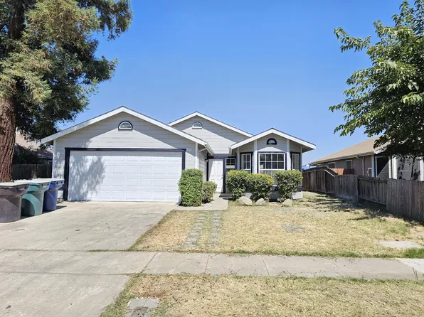 830 Alameda Street, Tulare, CA 93274