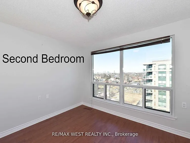 935 Sheppard Ave W #Penthouse 810 — Photo 33