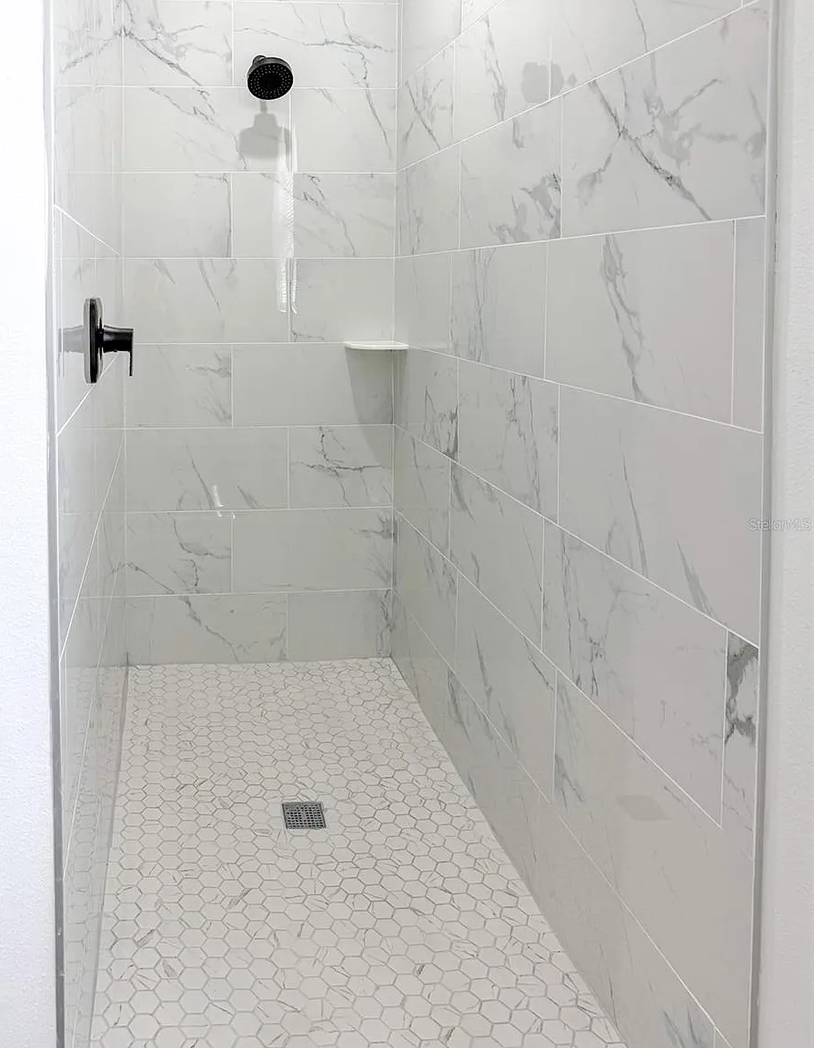 3 bed, 2.0 bath, 1270 sqft, $1,900 — Photo 4