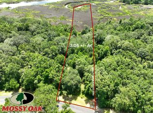 Waverly Ln, White Oak, GA 31568